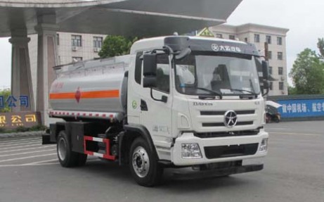 大運風(fēng)度運油車圖片 大運風(fēng)度運油車圖片
